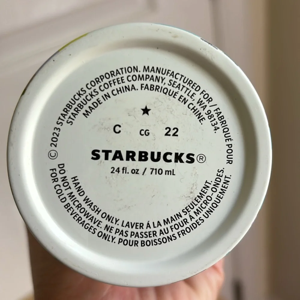 Starbucks Spring Flower Soft Touch Matte 24oz Tumbler off white floral print